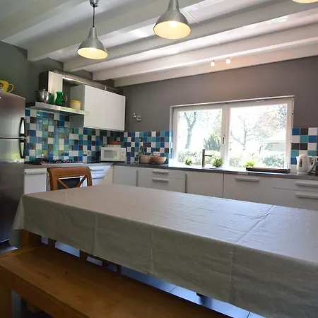 Dağ evi Modern Chalet With Wellness Facilities *
