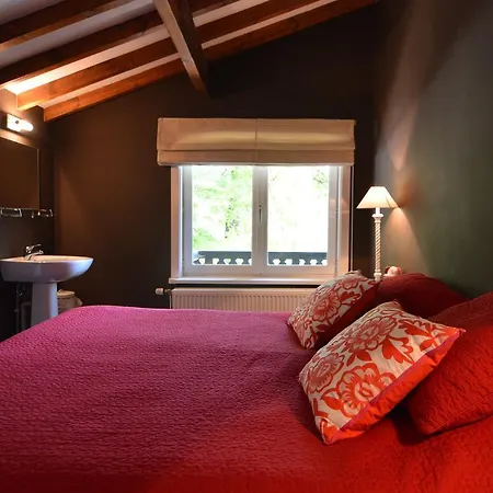 Modern Chalet With Wellness Facilities Dağ evi *
