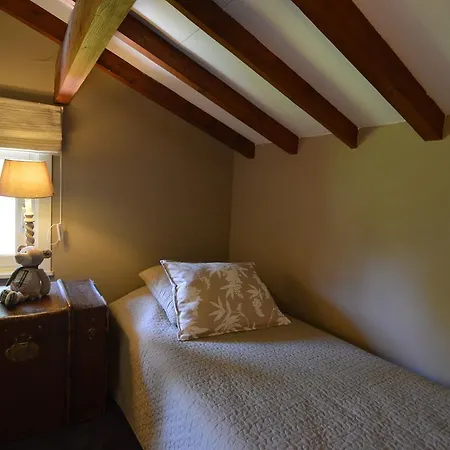Dağ evi Modern Chalet With Wellness Facilities
