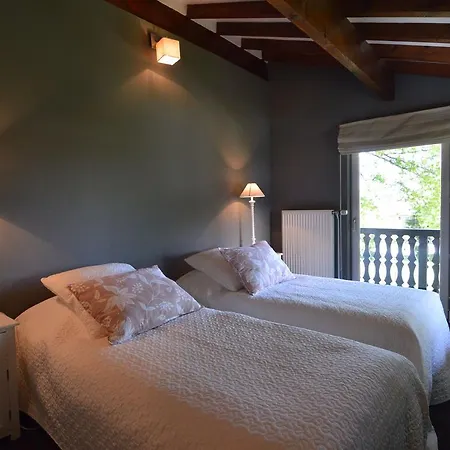 Modern Chalet With Wellness Facilities Dağ evi